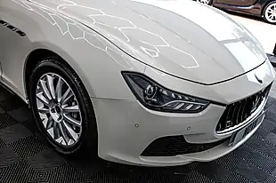 Used 2014 Maserati Ghibli Saloon White - Interior and Exterior details 17