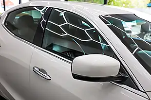 Used 2014 Maserati Ghibli Saloon White - Interior and Exterior details 20