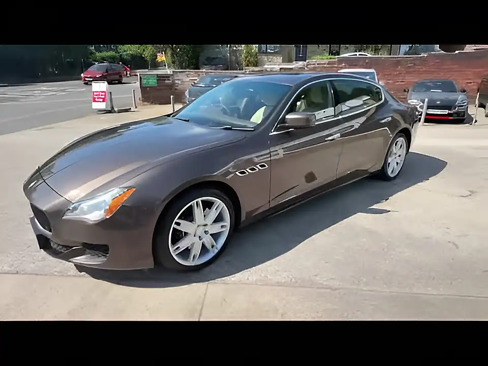 Used 2014 Maserati Quattroporte S Bronze - Interior and Exterior details 20