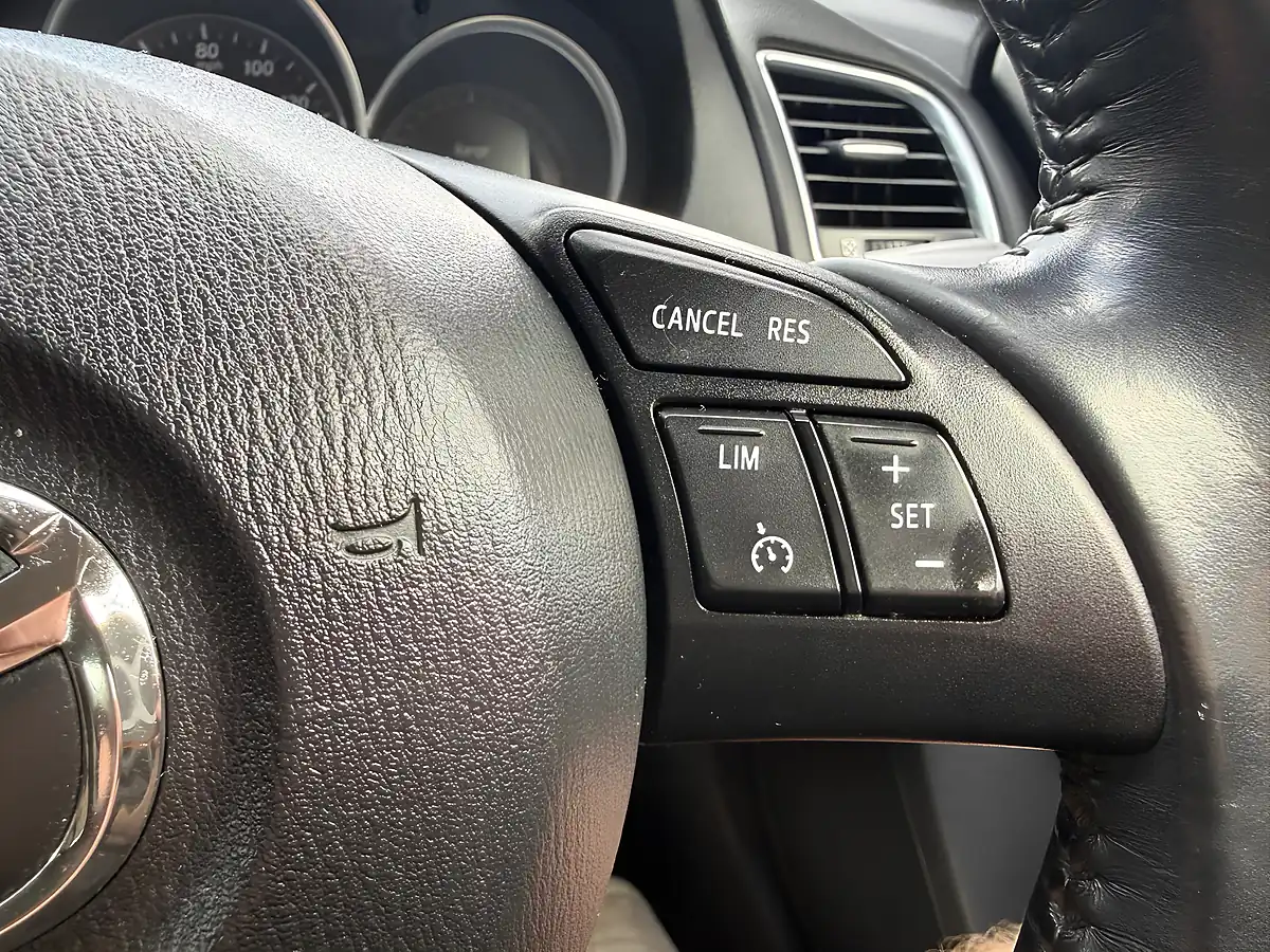 Used 2014 Mazda 6 Se-L Nav Blue - Interior and Exterior details 15