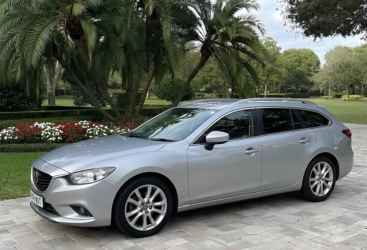 Used 2014 Mazda 6 Se-L Nav Silver - Interior and Exterior details 5