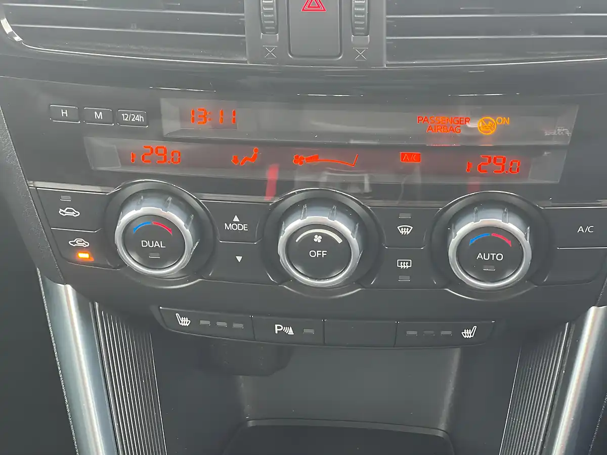 Used 2014 Mazda CX-5 Se-L Lux Nav Silver - Interior and Exterior details 12
