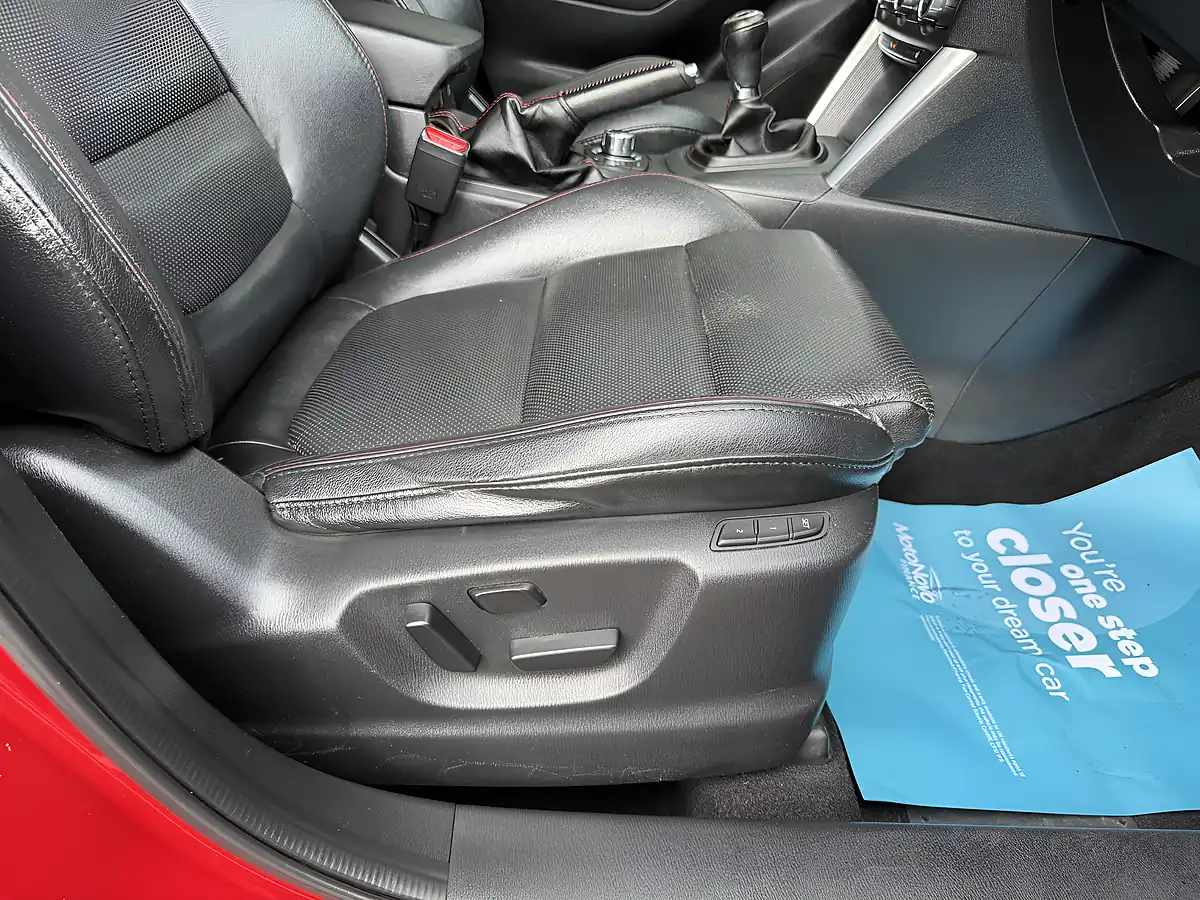 Used 2014 Mazda CX-5 Sport Nav Red - Interior and Exterior details 11