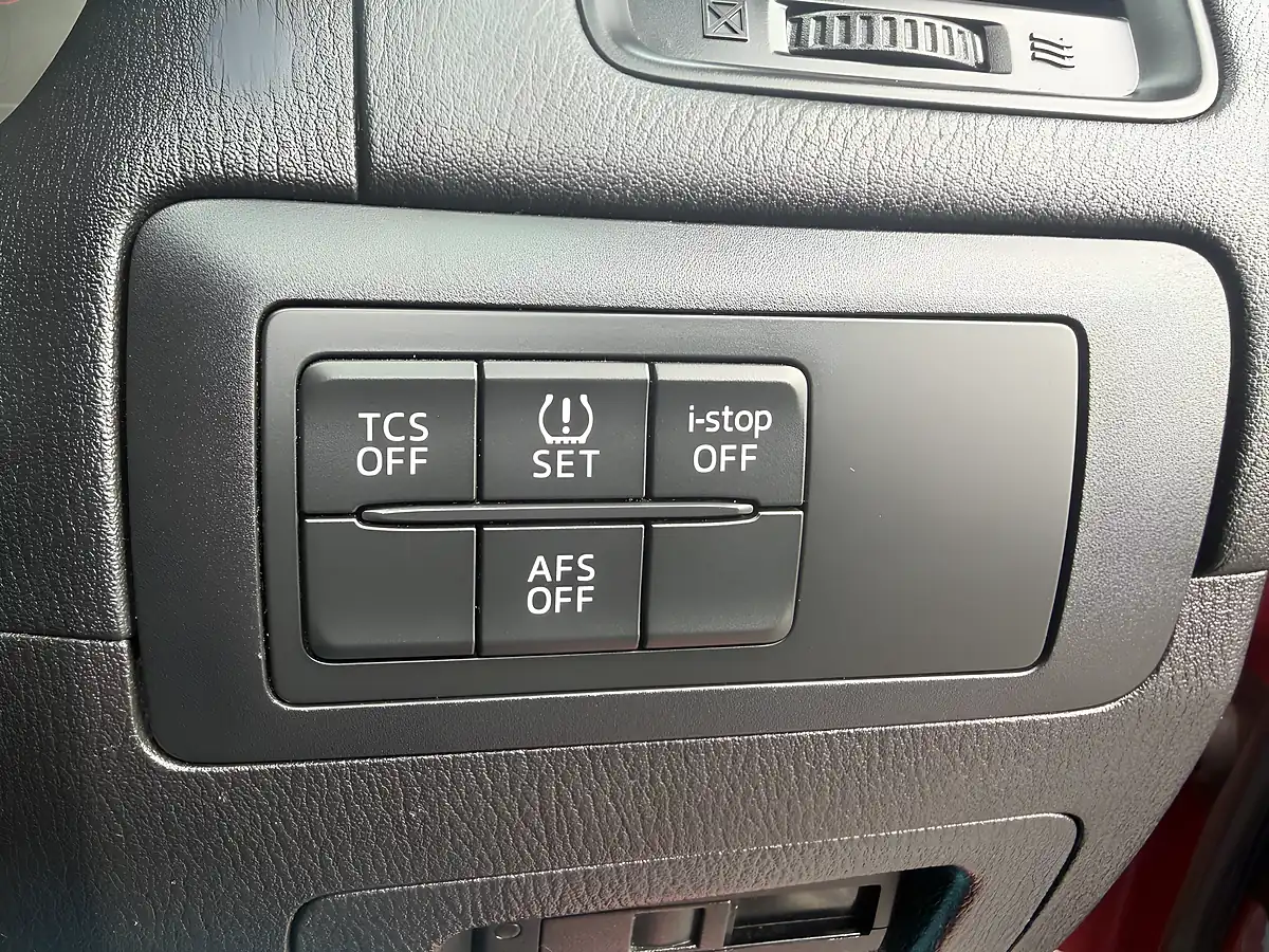 Used 2014 Mazda CX-5 Sport Nav Red - Interior and Exterior details 18