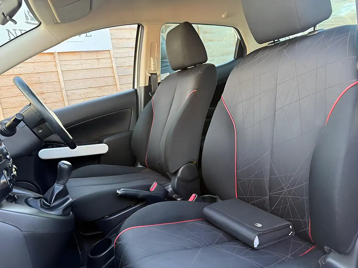 Used 2014 Mazda MAZDA2 Colour Edition White - Interior and Exterior details 17