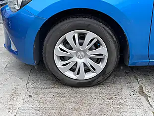 Used 2014 Mazda Mazda2 Se-L Blue - Interior and Exterior details 20