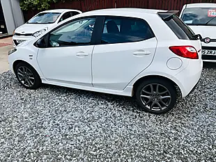 Used 2014 Mazda Mazda2 Sport Colour Edition White - Interior and Exterior details 16