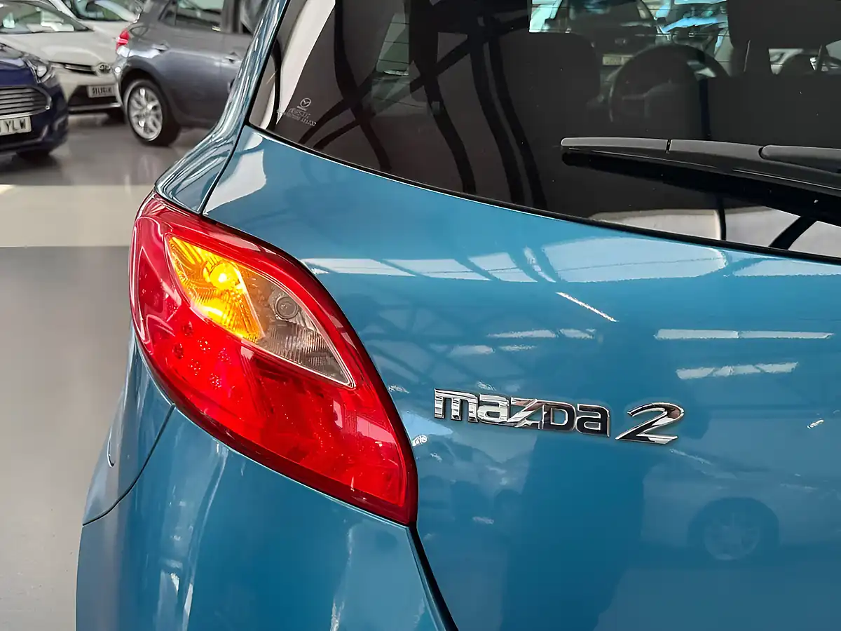 Used 2014 Mazda Mazda2 Venture Blue - Interior and Exterior details 18
