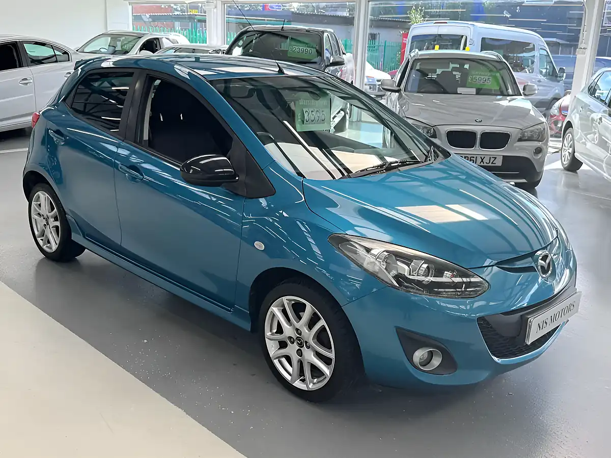 Used 2014 Mazda Mazda2 Venture Blue - Interior and Exterior details 4