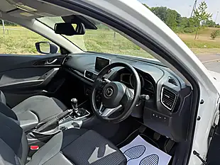 Used 2014 Mazda Mazda3 Se White - Interior and Exterior details 20