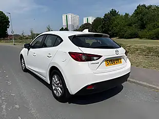 Used 2014 Mazda Mazda3 Se White - Interior and Exterior details 4