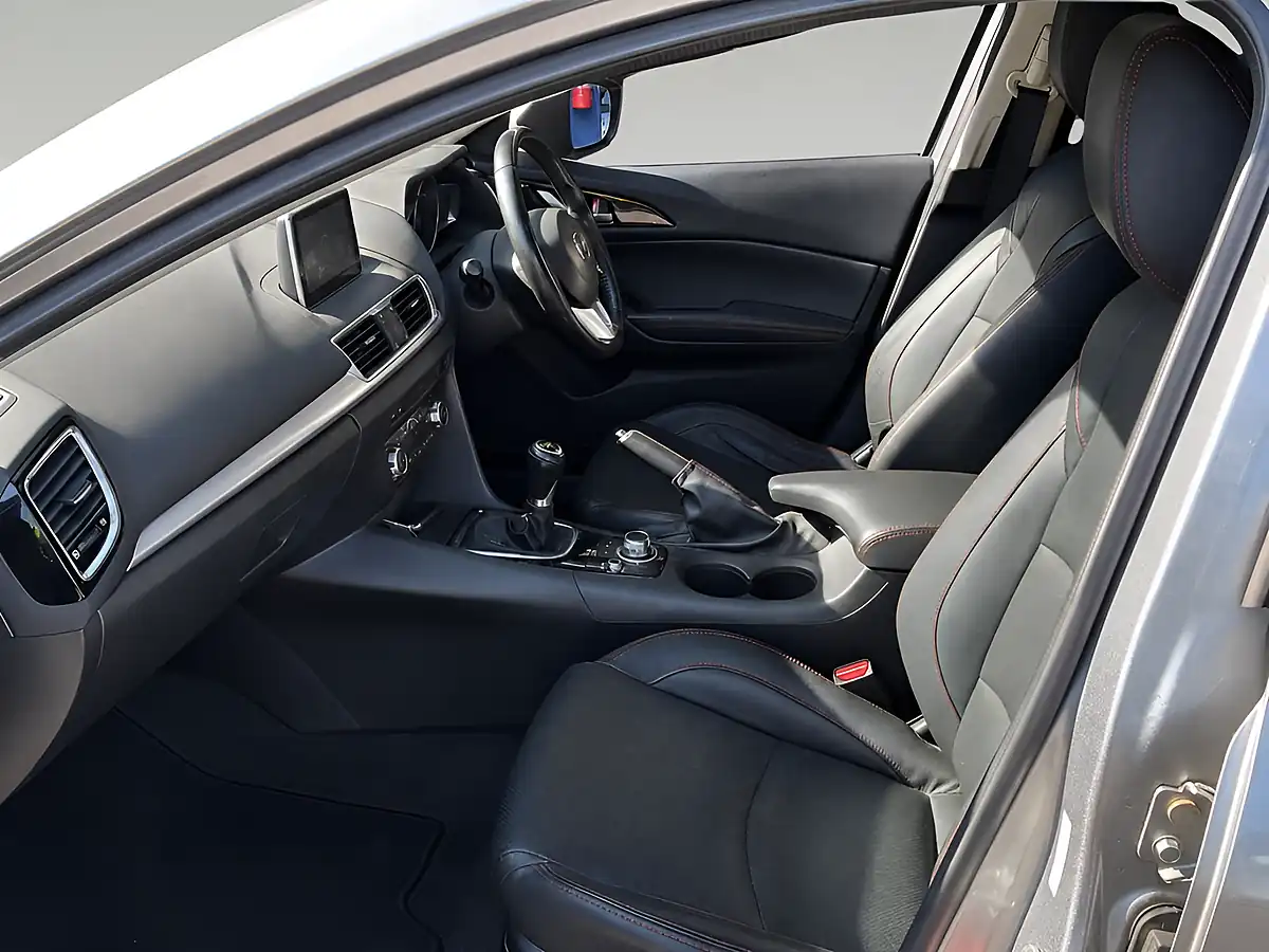 Used 2014 Mazda Mazda3 Sport Edition Silver - Interior and Exterior details 5