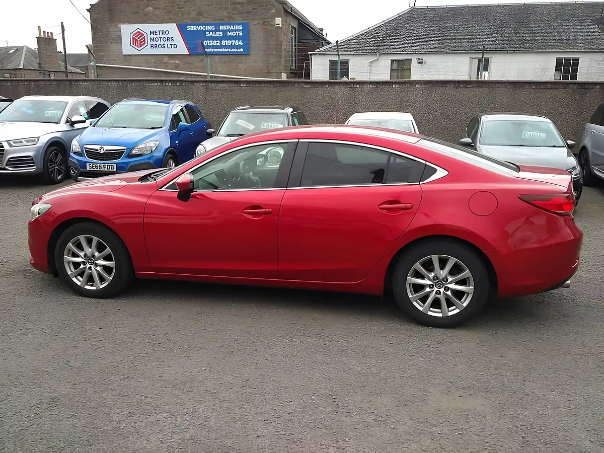 Used 2014 Mazda Mazda6 Se-L Red - Interior and Exterior details 3