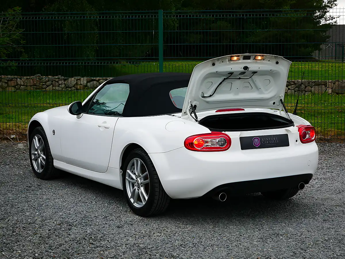 Used 2014 Mazda MX-5 Se White - Interior and Exterior details 18