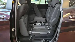 Used 2014 Mazda Premacy Red - Interior and Exterior details 13
