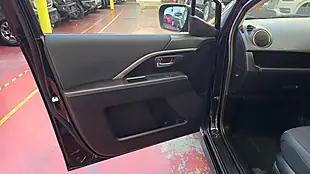 Used 2014 Mazda Premacy Red - Interior and Exterior details 15