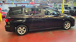 Used 2014 Mazda Premacy Red - Interior and Exterior details 16