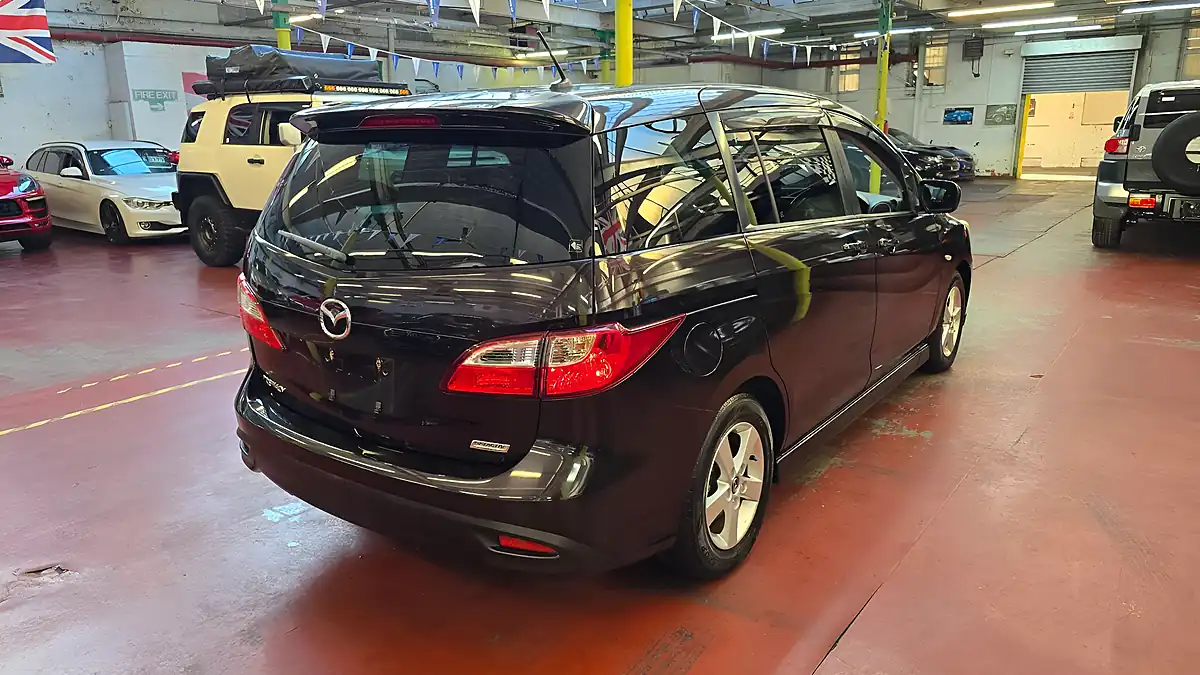 Used 2014 Mazda Premacy Red - Interior and Exterior details 18