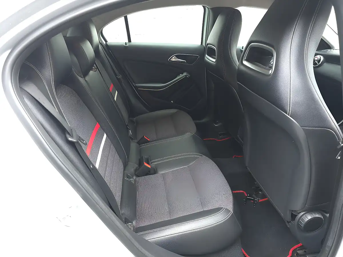 Used 2014 Mercedes a Class Se Silver - Interior and Exterior details 10