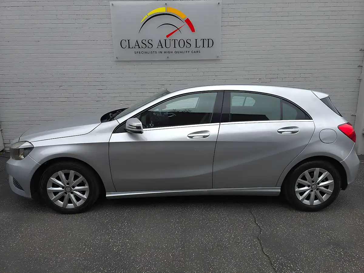 Used 2014 Mercedes a Class Se Silver - Interior and Exterior details 7