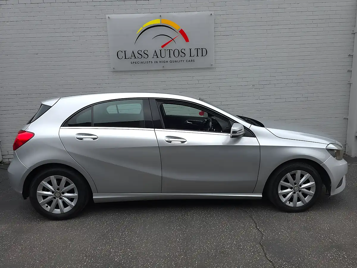 Used 2014 Mercedes a Class Se Silver - Interior and Exterior details 9