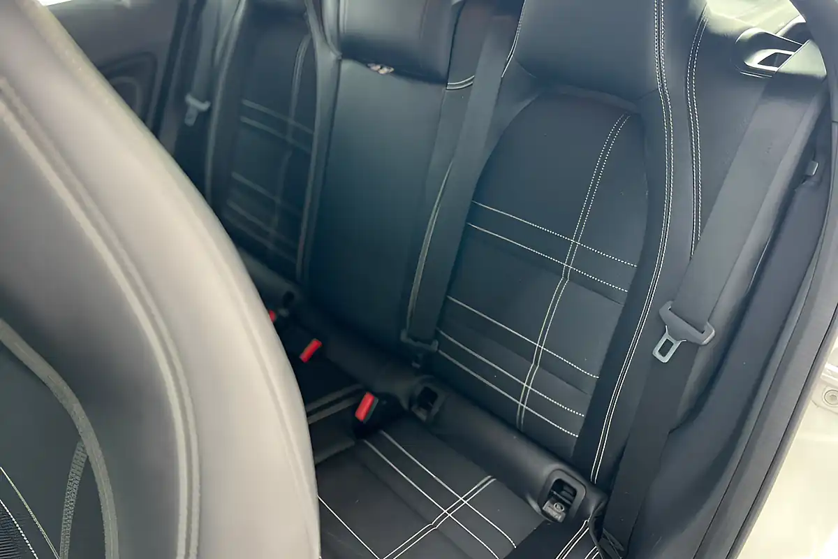 Used 2014 Mercedes-Benz 200 Sport White - Interior and Exterior details 13
