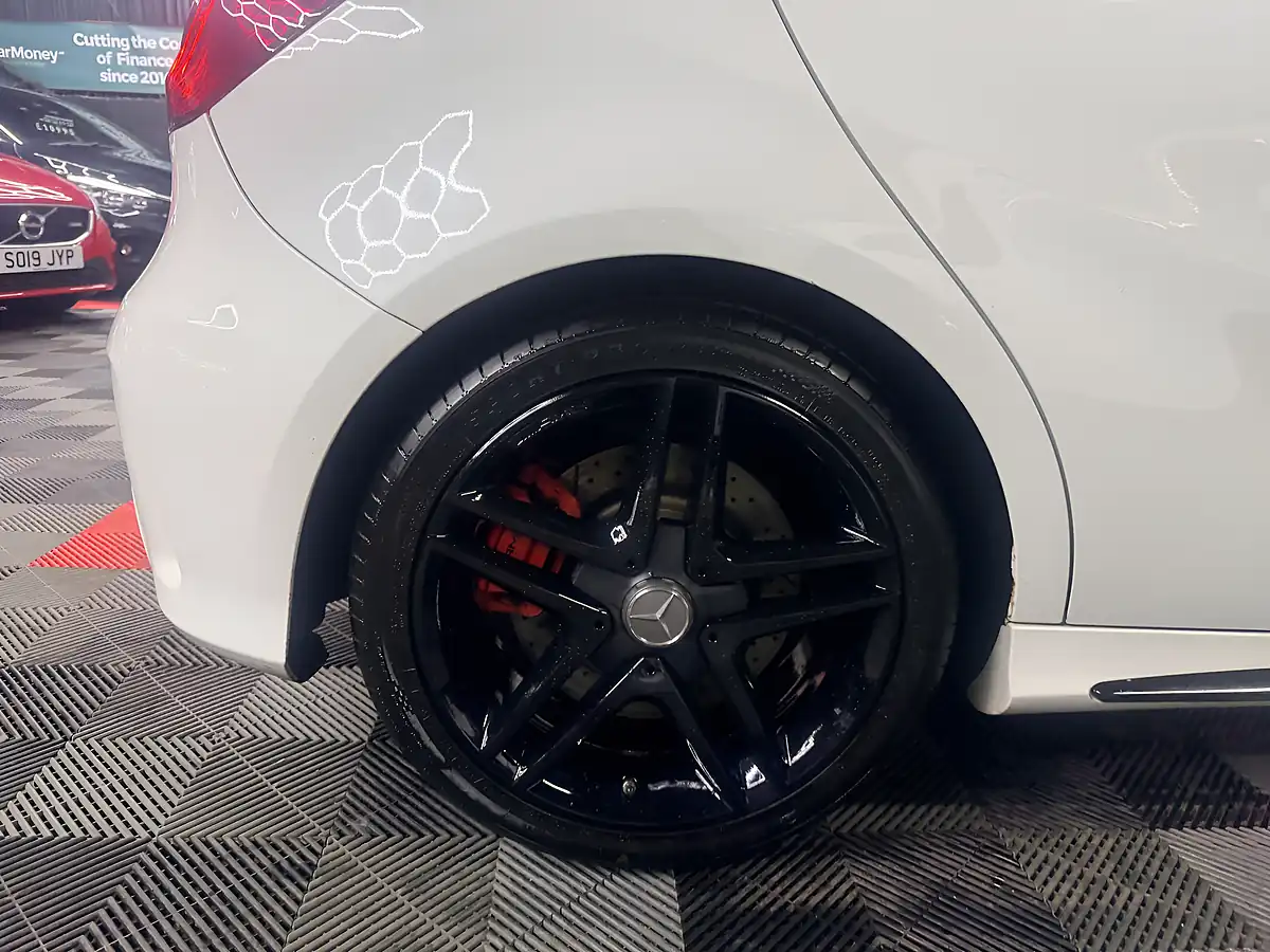Used 2014 Mercedes-Benz a Class A45 AMG White - Interior and Exterior details 11