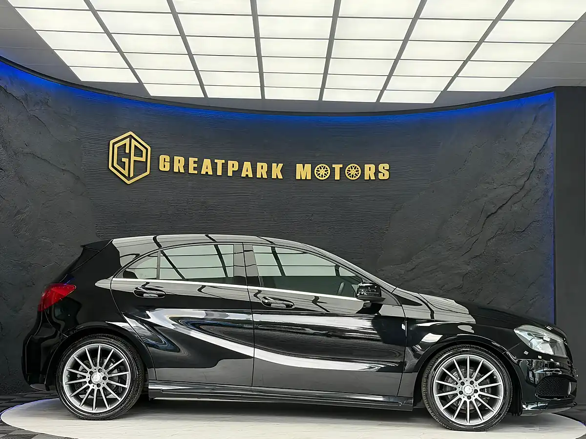 Used 2014 Mercedes-Benz a Class AMG Sport Black - Interior and Exterior details 4