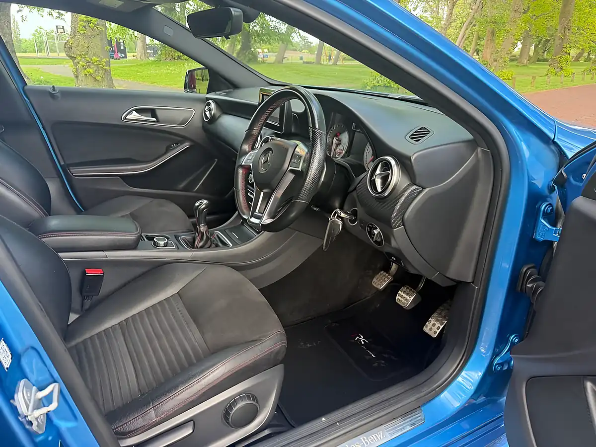 Used 2014 Mercedes-Benz a-Class AMG Sport Blue - Interior and Exterior details 10