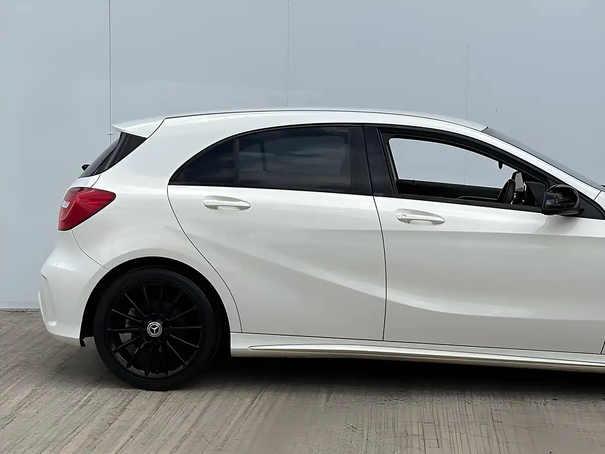 Used 2014 Mercedes-Benz a Class AMG Sport Cirrus White - Interior and Exterior details 13