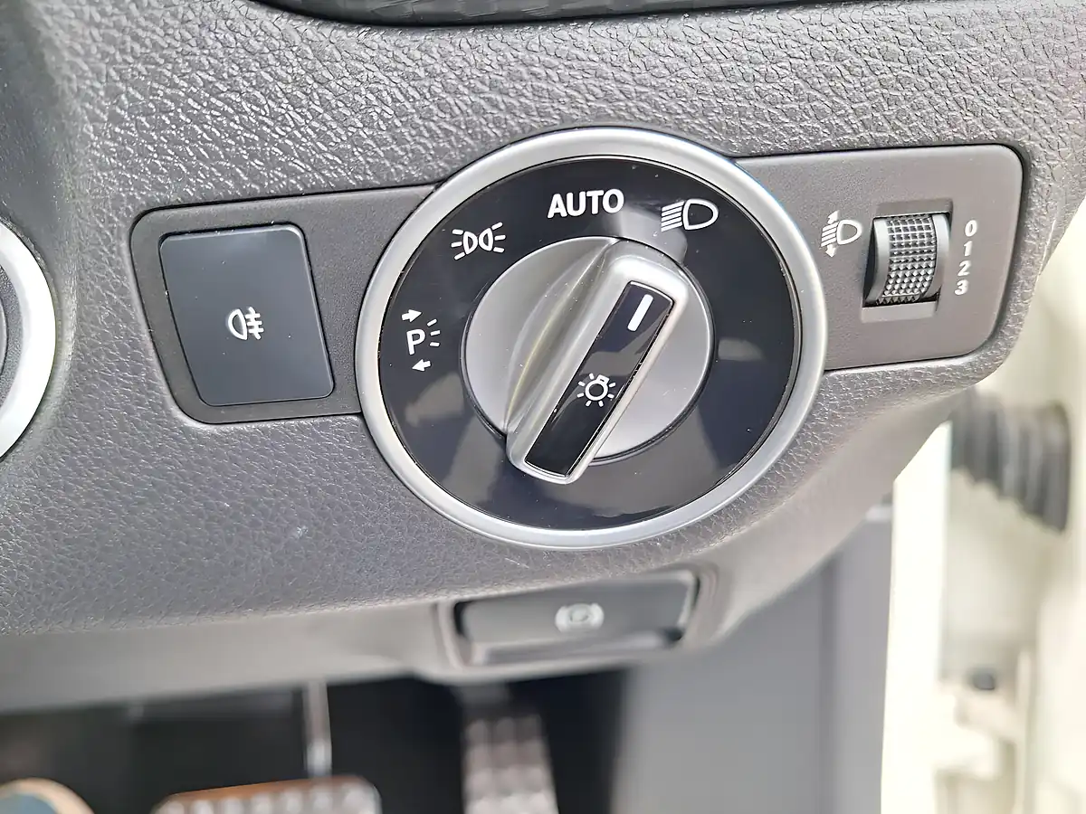 Used 2014 Mercedes-Benz a Class AMG Sport White - Interior and Exterior details 14