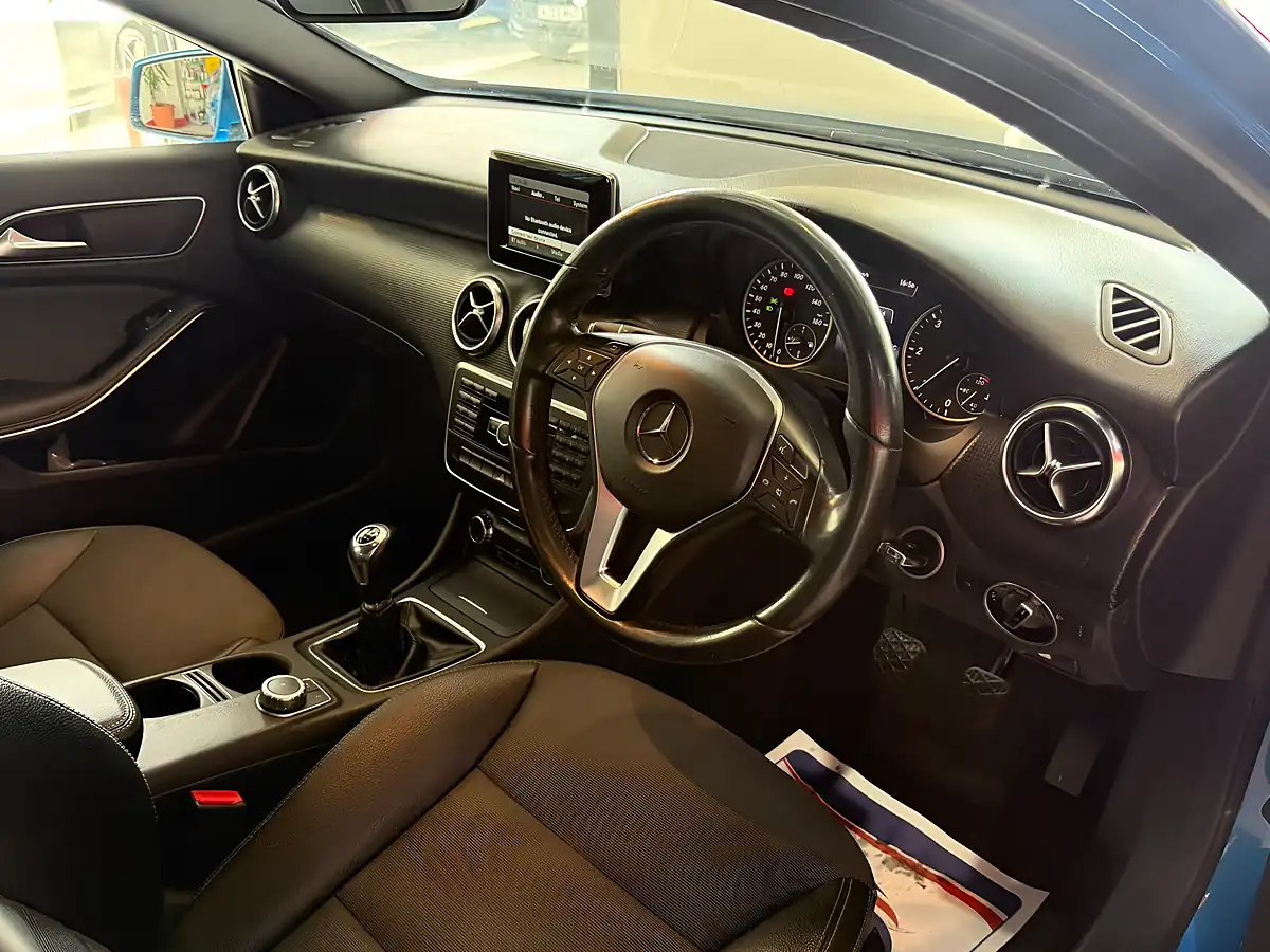 Used 2014 Mercedes-Benz a Class Eco Se Blue - Interior and Exterior details 15