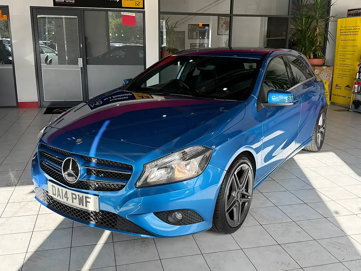 Used 2014 Mercedes-Benz a Class Eco Se Blue - Interior and Exterior details 5