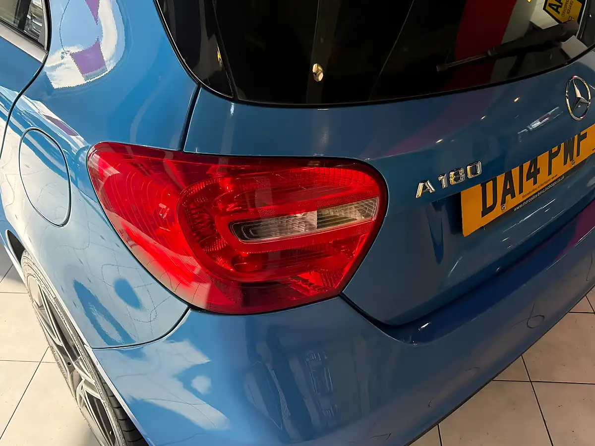 Used 2014 Mercedes-Benz a Class Eco Se Blue - Interior and Exterior details 8