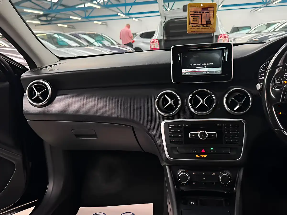 Used 2014 Mercedes-Benz a Class Se Black - Interior and Exterior details 12