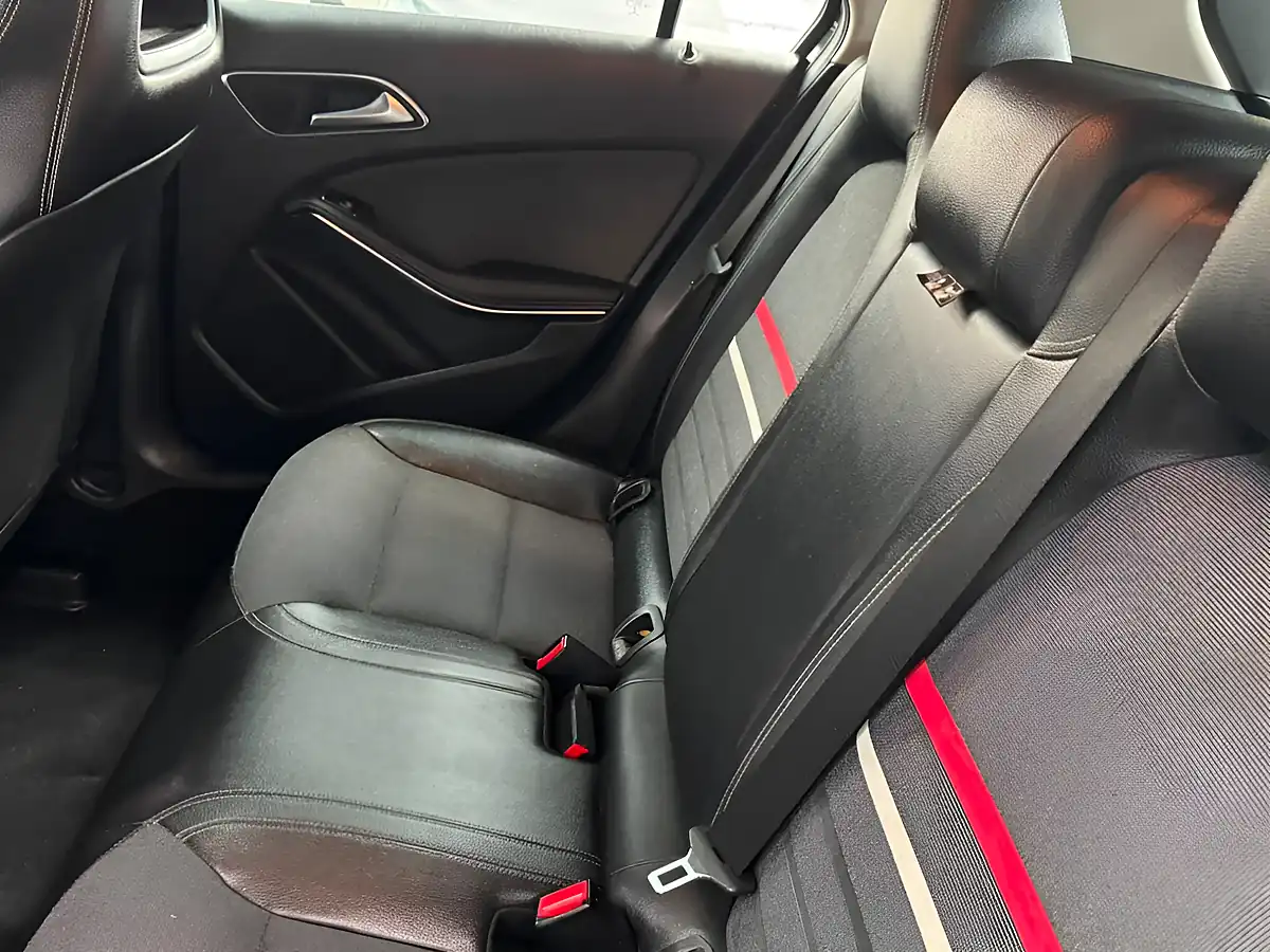 Used 2014 Mercedes-Benz a Class Se Black - Interior and Exterior details 14