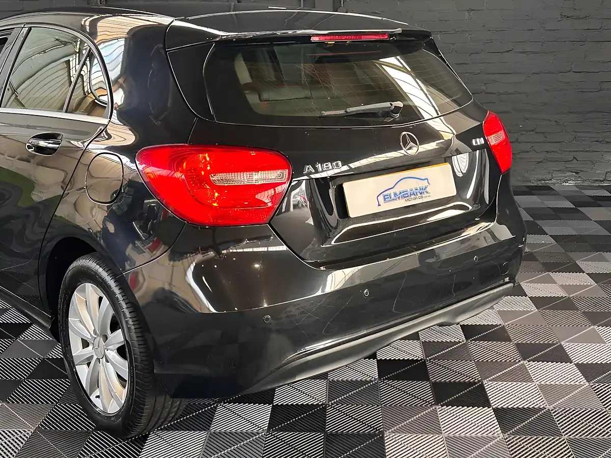 Used 2014 Mercedes-Benz a-Class Se Cosmos Black - Interior and Exterior details 12