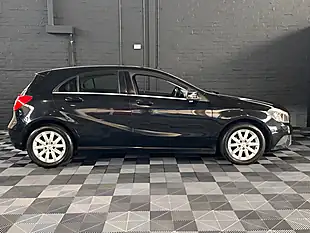 Used 2014 Mercedes-Benz a-Class Se Cosmos Black - Interior and Exterior details 17