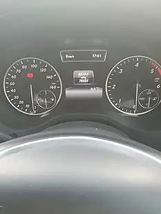 Used 2014 Mercedes-Benz a-Class Se White - Interior and Exterior details 4