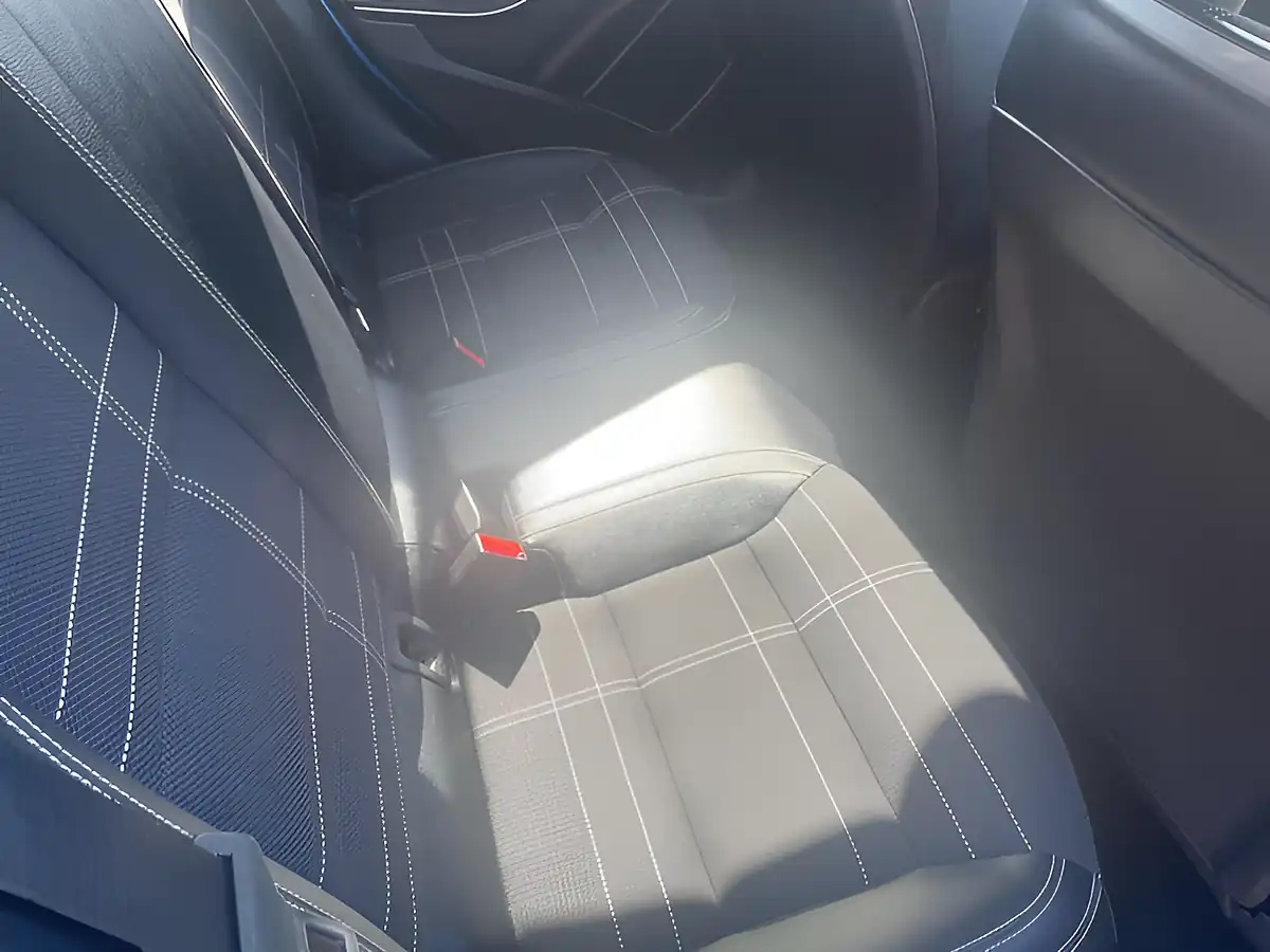 Used 2014 Mercedes-Benz a Class Sport Blue - Interior and Exterior details 15