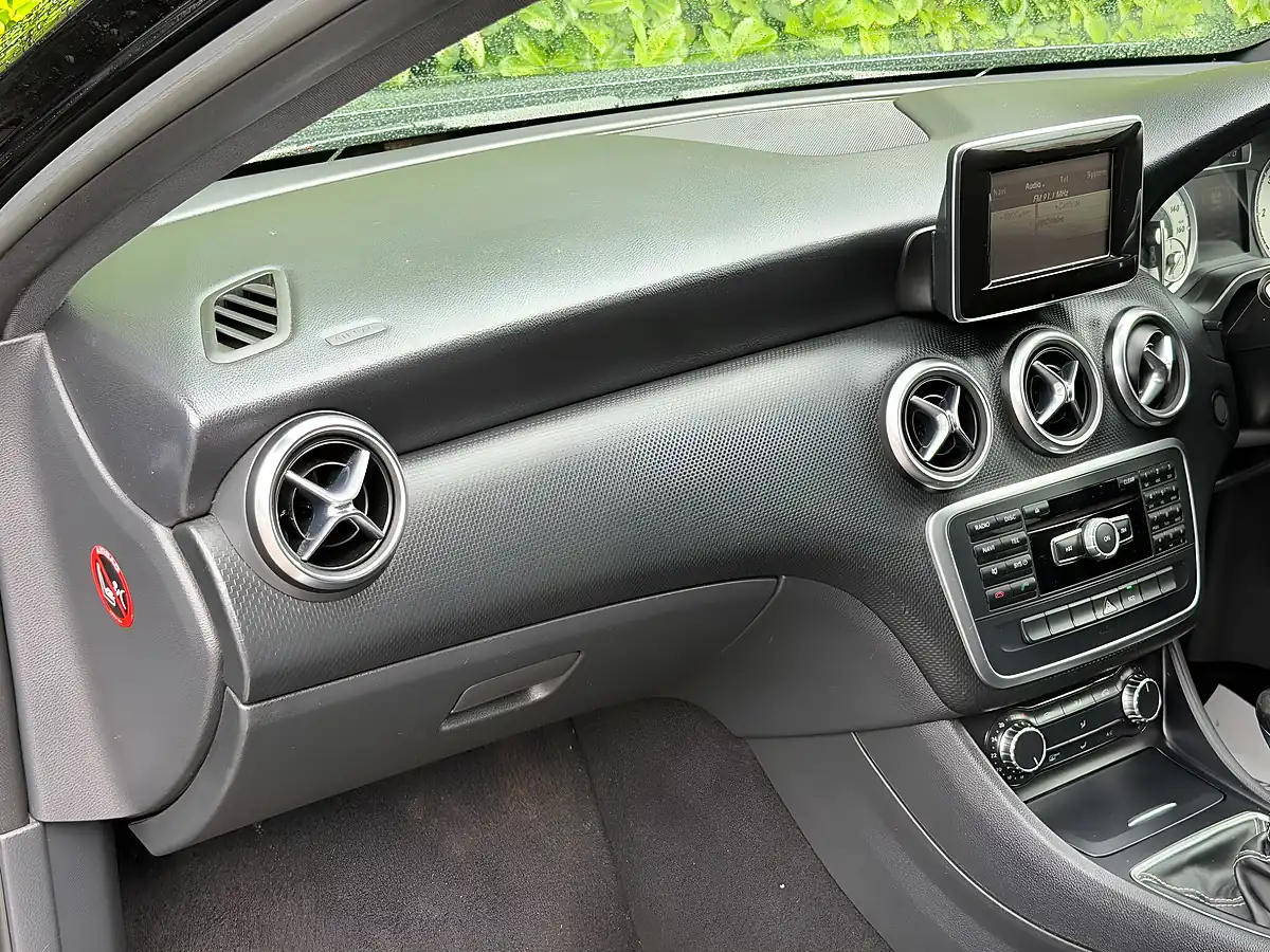 Used 2014 Mercedes-Benz a Class Sport Cosmos Black - Interior and Exterior details 11