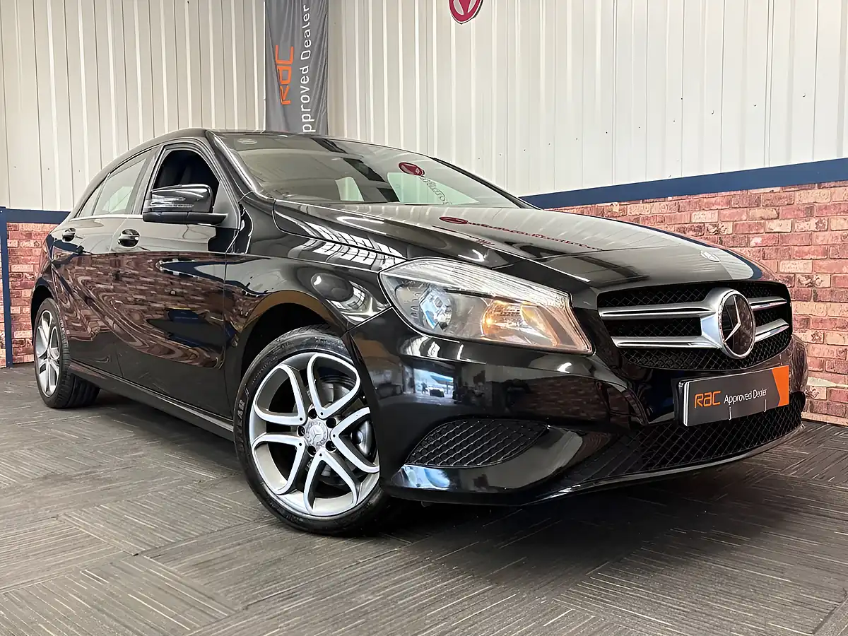 Used 2014 Mercedes-Benz a-Class Sport Cosmos Black - Interior and Exterior details 4