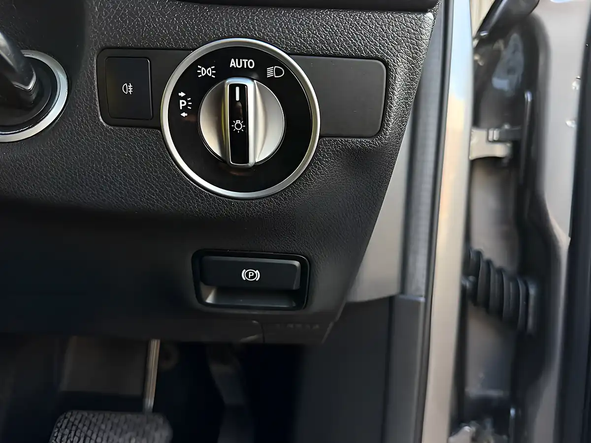 Used 2014 Mercedes-Benz a Class Sport Grey - Interior and Exterior details 18