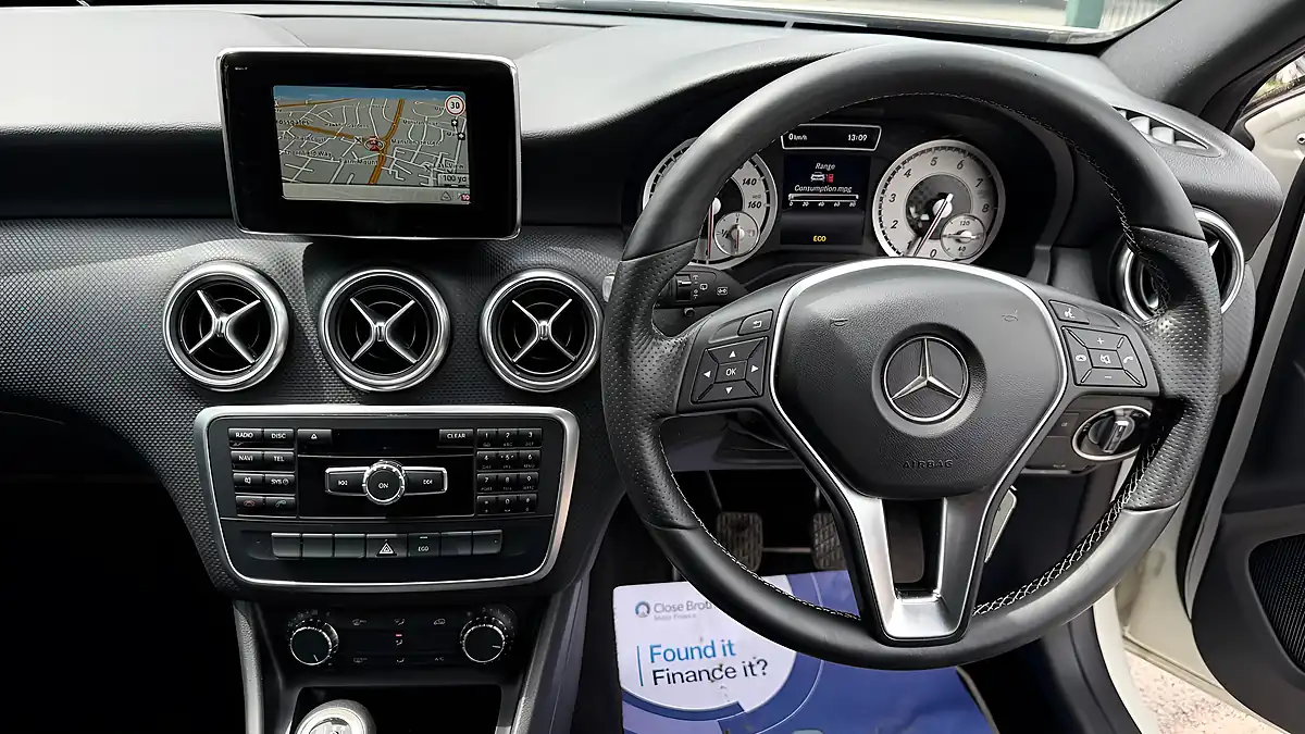 Used 2014 Mercedes-Benz a Class Sport White - Interior and Exterior details 11