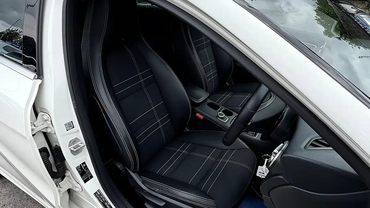Used 2014 Mercedes-Benz a Class Sport White - Interior and Exterior details 15