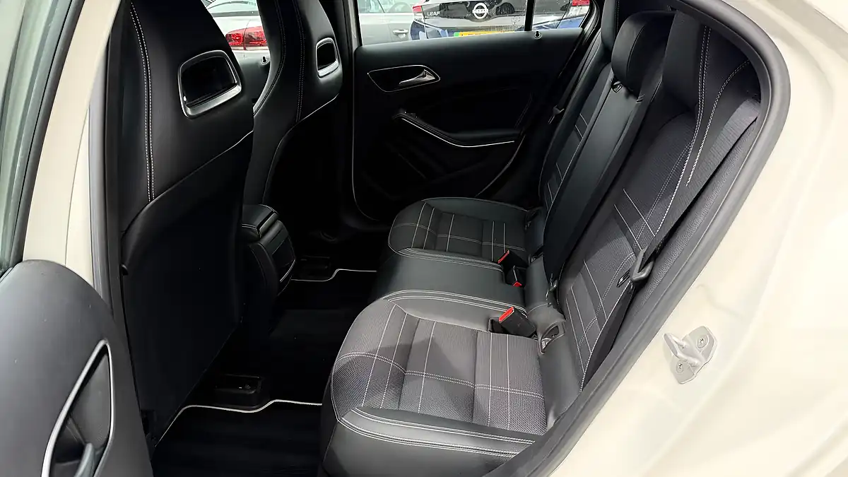Used 2014 Mercedes-Benz a Class Sport White - Interior and Exterior details 19