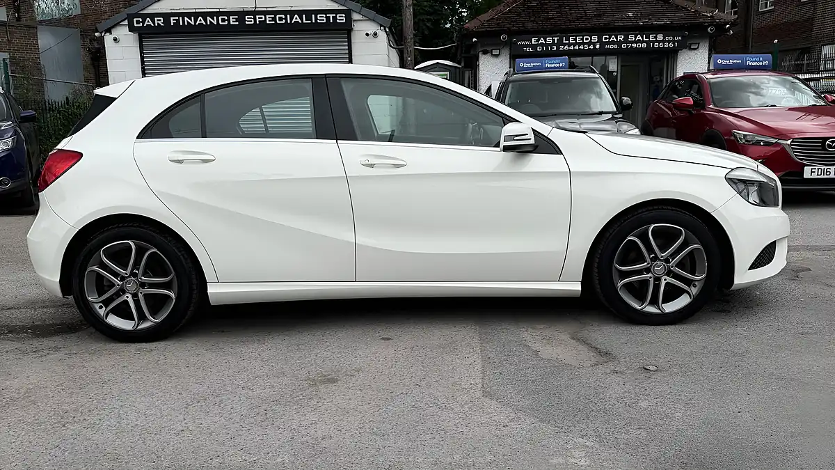 Used 2014 Mercedes-Benz a Class Sport White - Interior and Exterior details 2