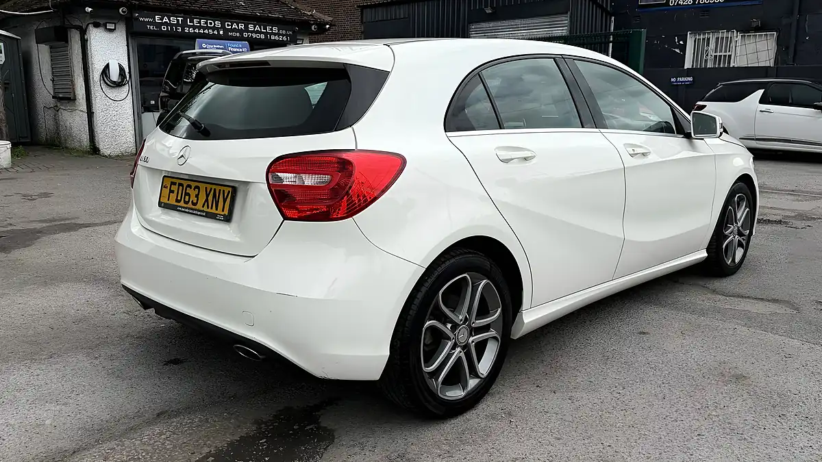 Used 2014 Mercedes-Benz a Class Sport White - Interior and Exterior details 3