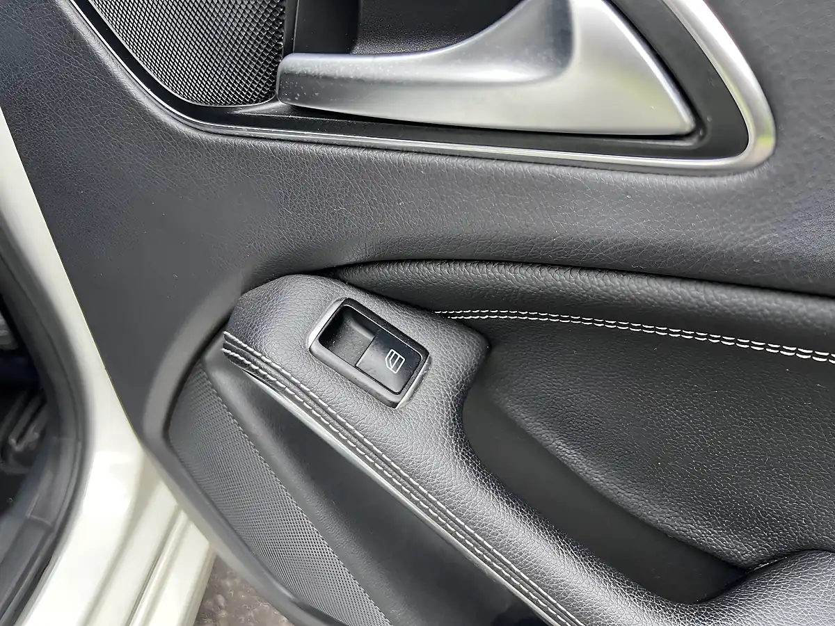 Used 2014 Mercedes-Benz a Class Sport White - Interior and Exterior details 17