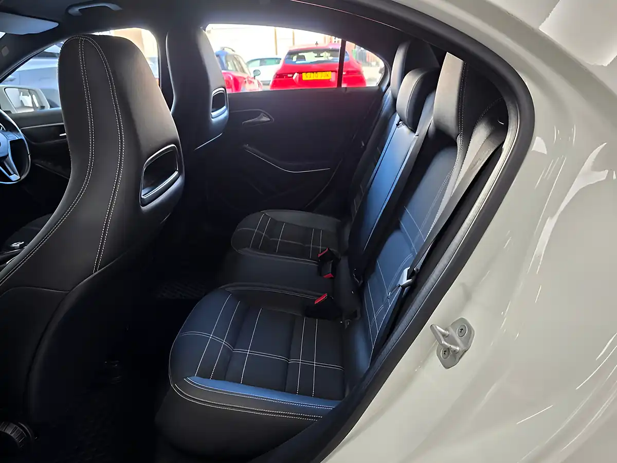 Used 2014 Mercedes-Benz a-Class Sport White - Interior and Exterior details 11